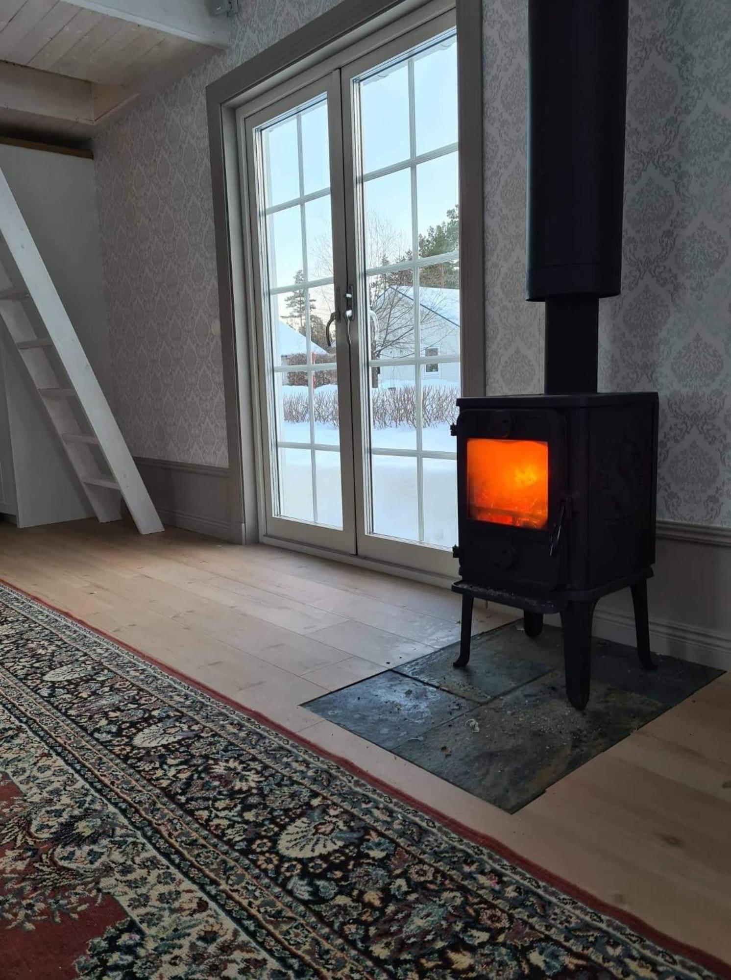 Charmigt Hus Och Mysigt Boende! Hudiksvall Bagian luar foto